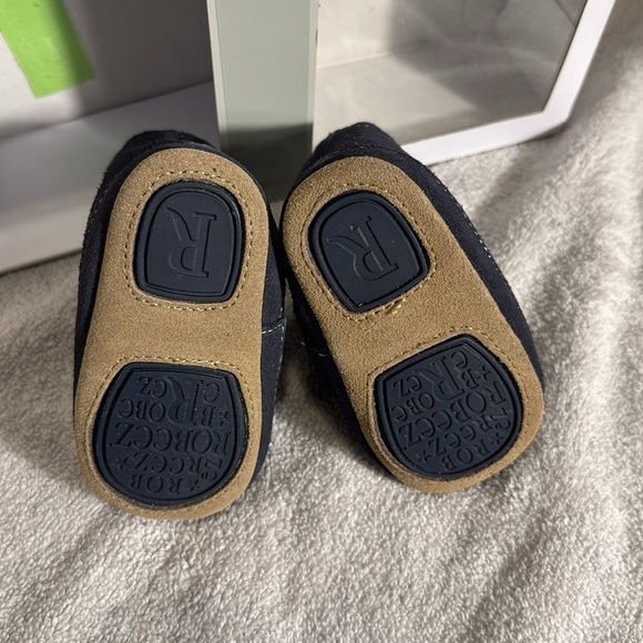 Robeez boots Kids Navy Blue Boots with Chevron Pattern 6-9 months w/ box - Picture 4 of 7